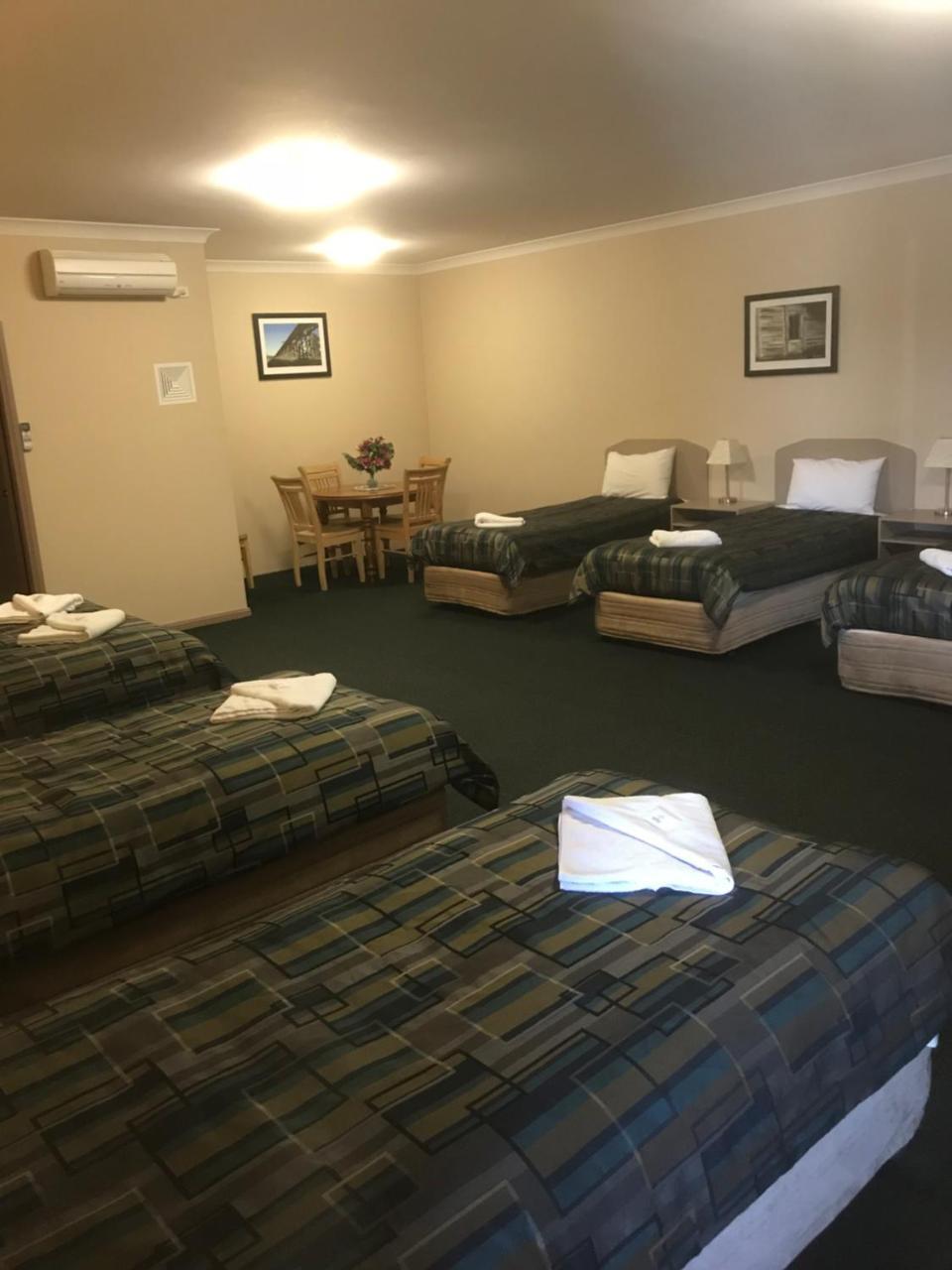 The Bakehouse Motel 골번 외부 사진
